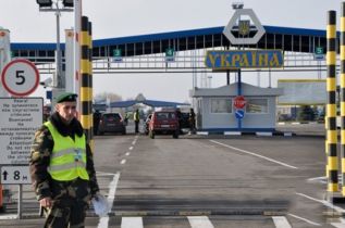 Яна ШЕВЧЕНКО: «Ждем, когда присвоят статус беженцев»
