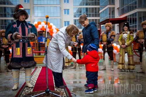 Из «деревяшек» — в новое жилье
