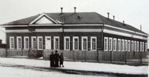 Над Логом влево