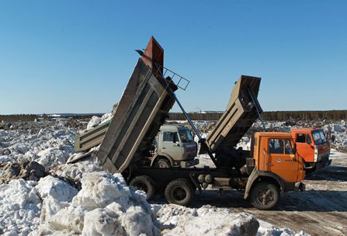 Мертвое озеро  «чистого» снега