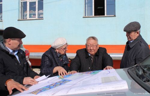 ДСК показал свою работу  главе республики