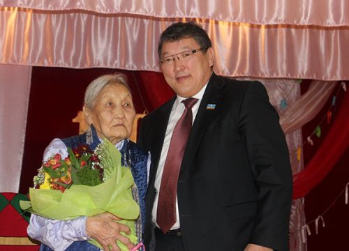Век живи — век трудись