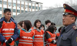 Руки, ноги, голова и повязка