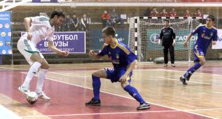 «Алмаз» и «Заря» принимают гостей 