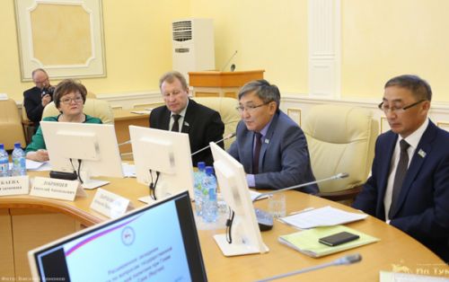 О национальной политике, субсидиях  и региональных элитах