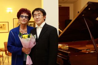 Музыкальный дар Учителю