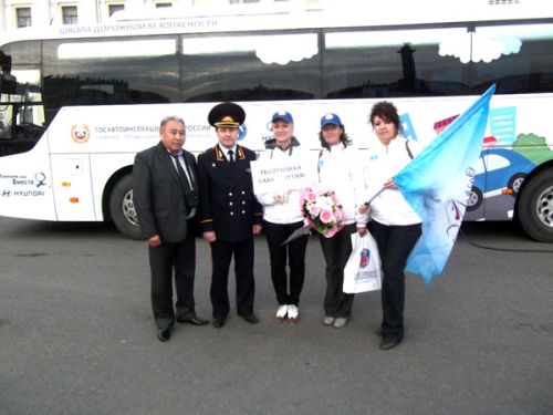 Автоледи  на Дворцовой площади
