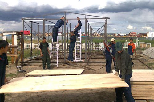 Я б в строители пошел…
