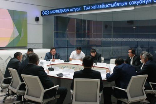 Нужны фонды  быстрых денег и земли