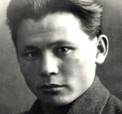 Четверть века с именем Максима Аммосова