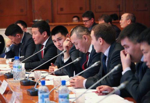 Нужны агрокластеры,  а не экодеревни