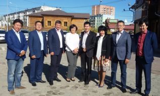 Деловые и активные