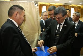 Кадровый день в Ил Тумэне
