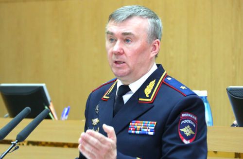 Генерал Прокопенко:  «Там есть люди в погонах...»