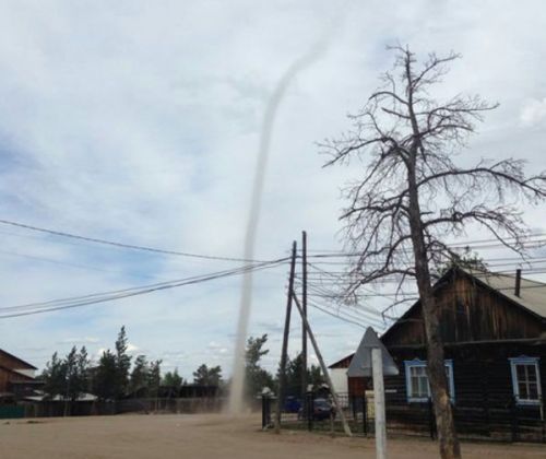 По Вилюйску пронесся смерч