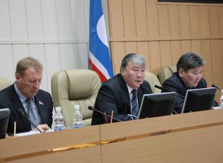 Александр Жирков:  «Необходимо увеличить налоговые доходы бюджета»