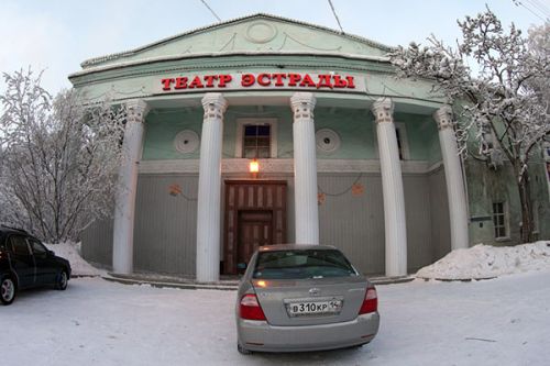 Театр эстрады.  Искусство выживания
