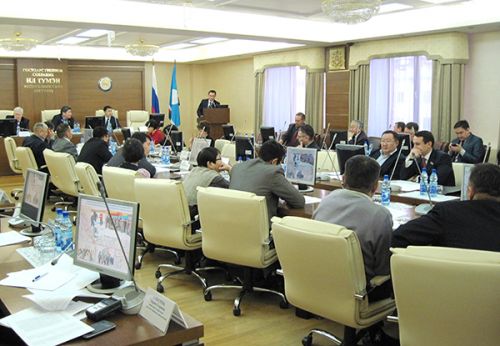 Летит, летит ракета…