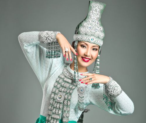 Классика и современность якутских украшений