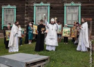 Усть-Маю посещает Епископ Роман