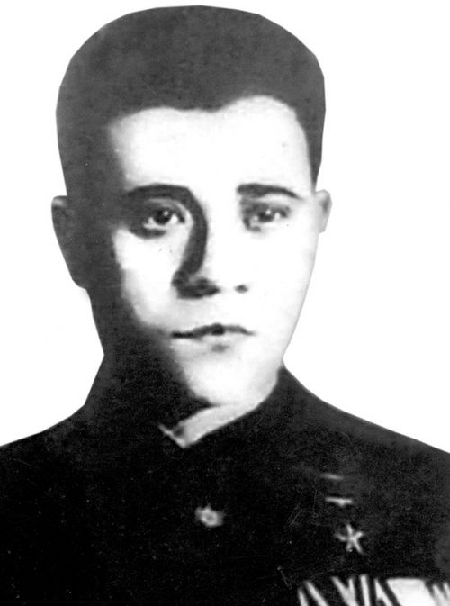 Остался Героем