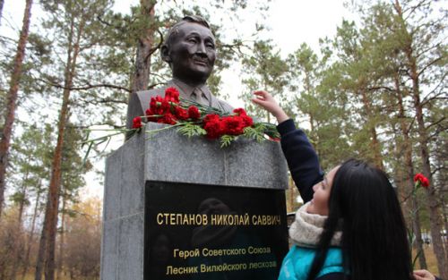 Сквер лесника украсят голубые ели