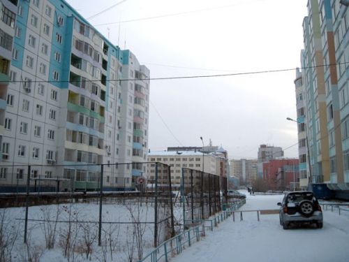 Улица Курашова  или детская площадка?