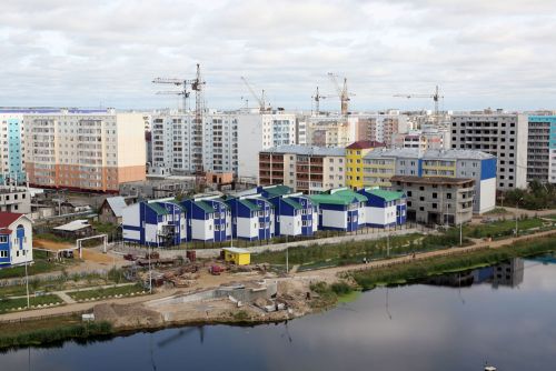 Не сбавляя темпов 