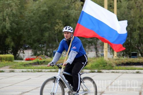 Велопробег в честь флага России