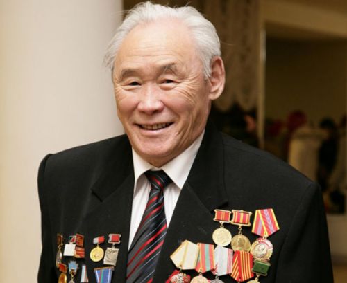 Иван Жараев:  «Кино должно  контролироваться Центром»
