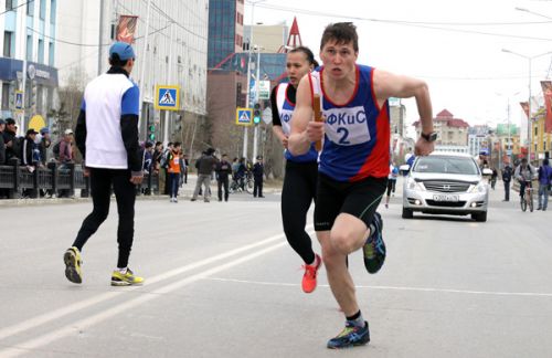 Старт в лето 956